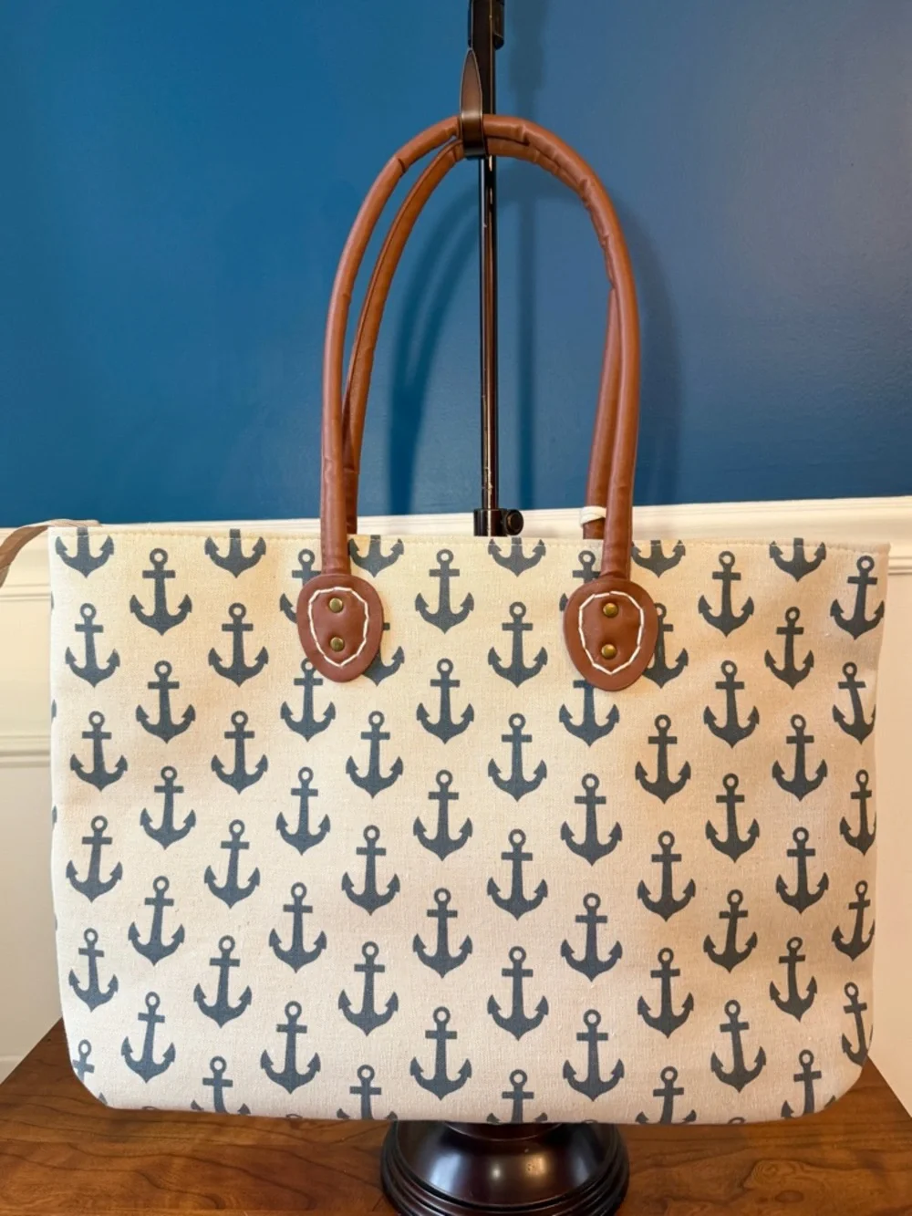 Reduced!! NWT Sun 'N' Sand Canvas Nautical Anchor Print Tote with Brown Handles - Picture 2 of 16